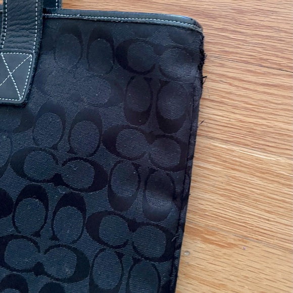 COACH black signature C fabric tote - Picture 6 of 8